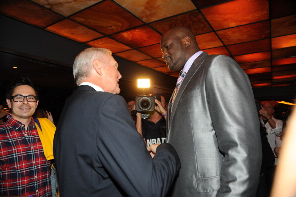 布乌卡：因舒梅切尔穿走我1号而大怒，我要求换成7或10号（布乌卡因舒梅切尔抢走1号大怒：请求改穿7号或10号）