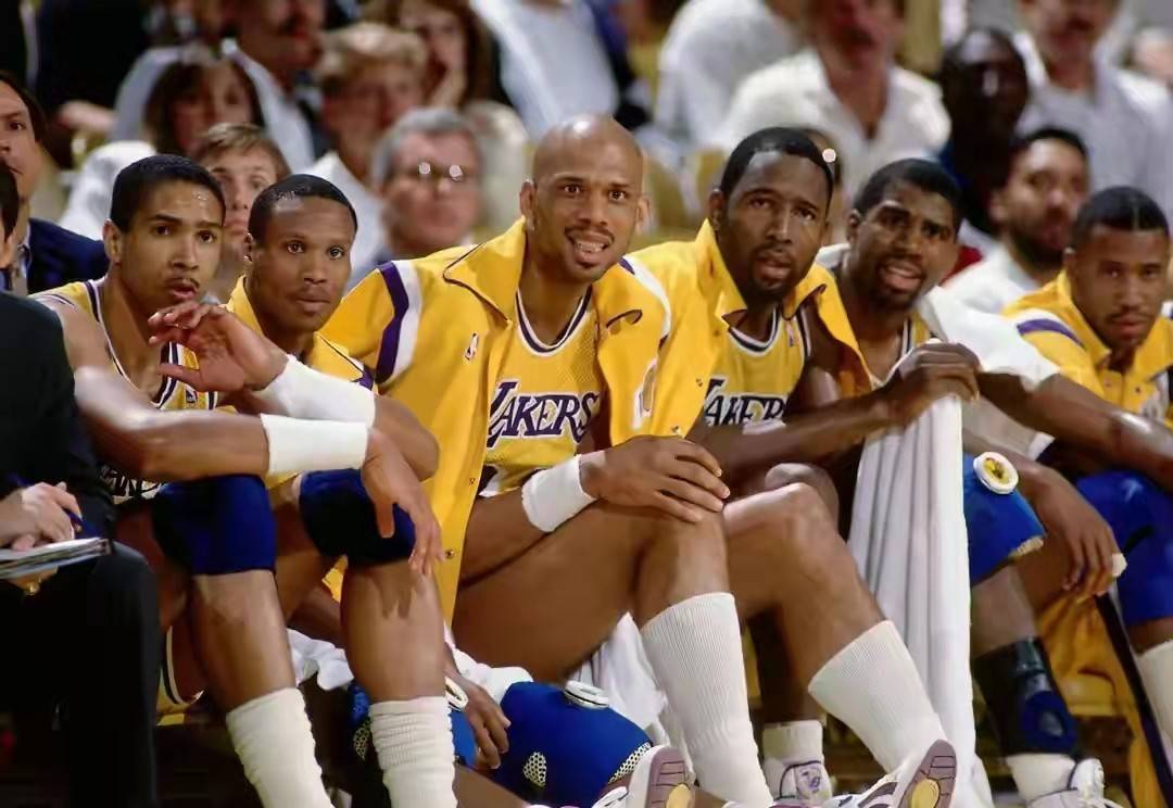 记者：洲际比赛是商业赛，不管国安还是海港想怎么踢就怎么踢（记者：洲际赛属商业性质，国安与海港踢法自定）