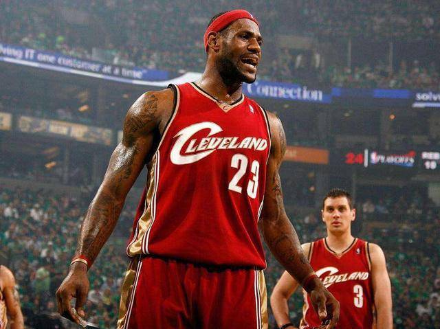 德-列昂索告别新鹏城：能与大家共度这段时光是我莫大的荣幸（德-列昂索向新鹏城告别：与大家一同走过，倍感荣幸）